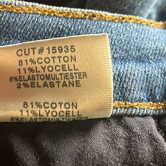 J Brand Mid-Rise Skinny Jean - Picture 12 of 15